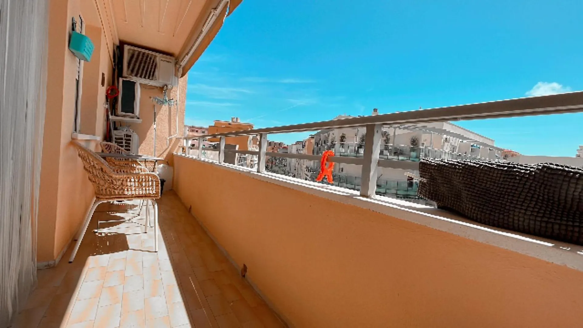 Precioso Dormitorio En El Centro De Torremolinos Spain